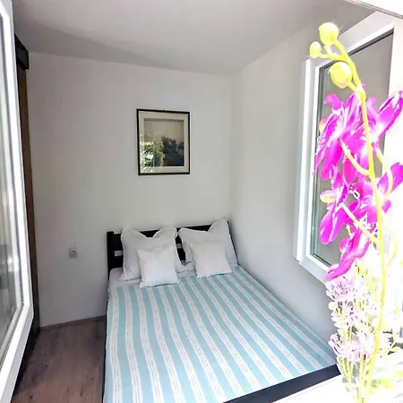 Ferienhaus Jaga - Three Bedroom With Swimming Pool