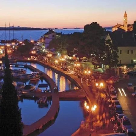 Feriehus Jaga - Three Bedroom With Swimming Pool Biograd Na Moru